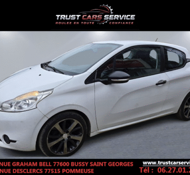 PEUGEOT 208 2013
