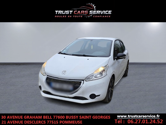 PEUGEOT 208 2013